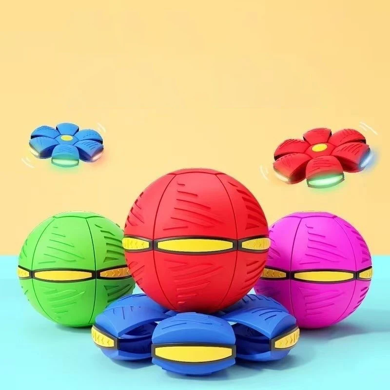 Novelty Outdoor Pet Toys Interactive Bouncing Flat Deformation Vent Throw Disc Ball UFO Magic Flying Saucer Ball With Led Light