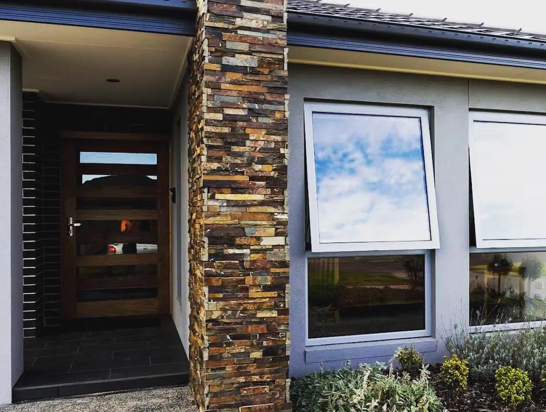 Australian Standard AS2207 Window Matt Black Aluminum double tempered Awning Window with Doric Winder Chain Lock