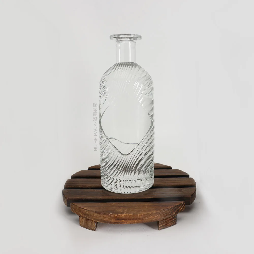 Free Sample Thick Base Carnette Cork Finish Carved Stripes 50cl 70cl 75cl High Flint Liquor Glass Bottle