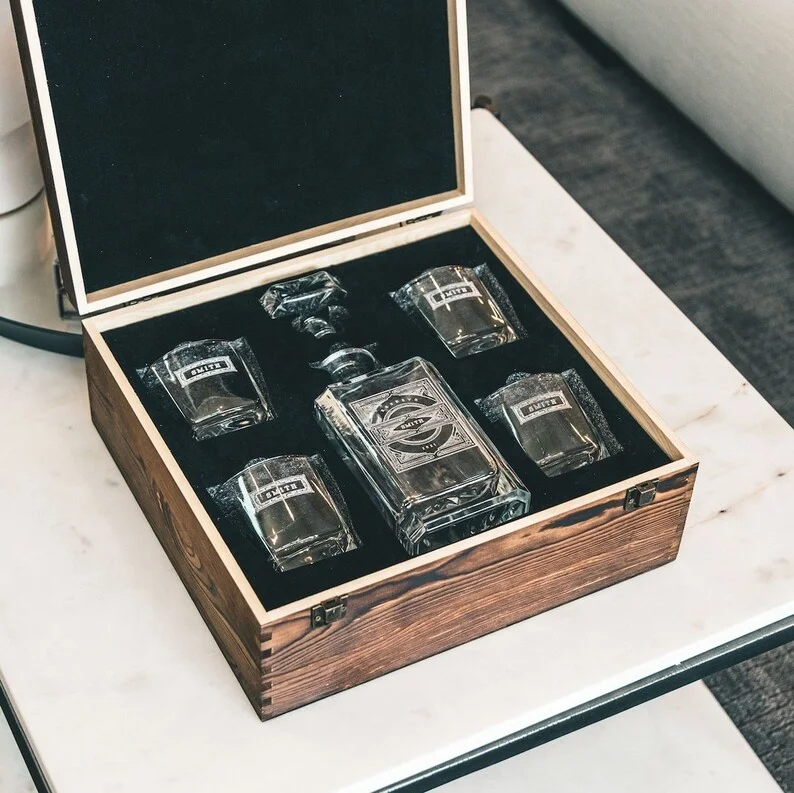 Personalized Square Whiskey Glass Set Whiskey Decanter Bottle Wood Box for Him Men Groomsman Gift