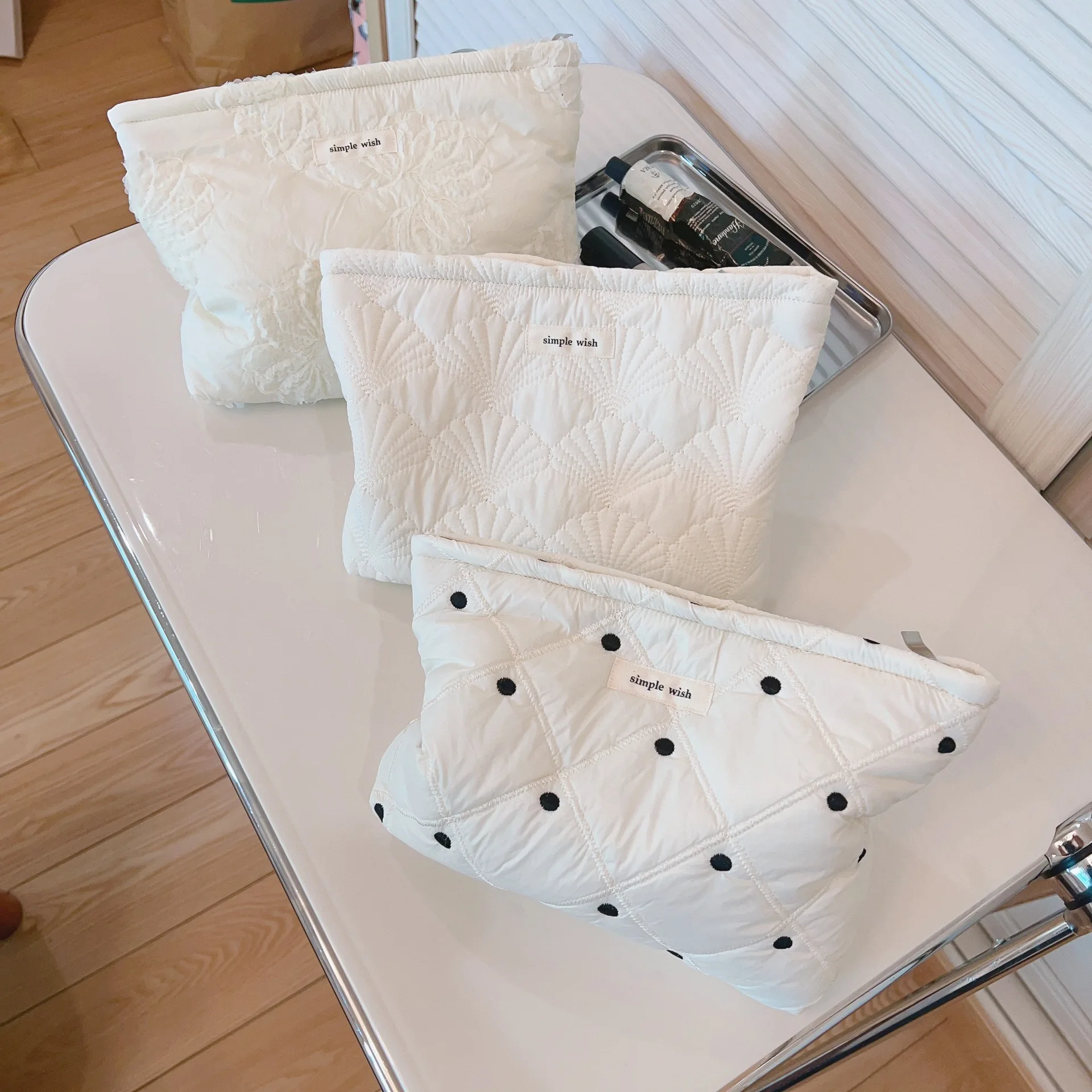 Low Moq Quilted and cotton clutch bag Cosmetic Bag Storage Bag Wholesale