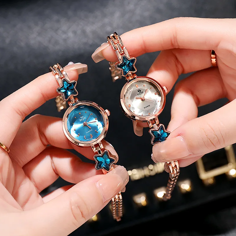 Customized Stylish Ladies Star Diamond Bracelet Watch Plating Slim Stone Alloy Quartz Movement Wrist Watches for Women