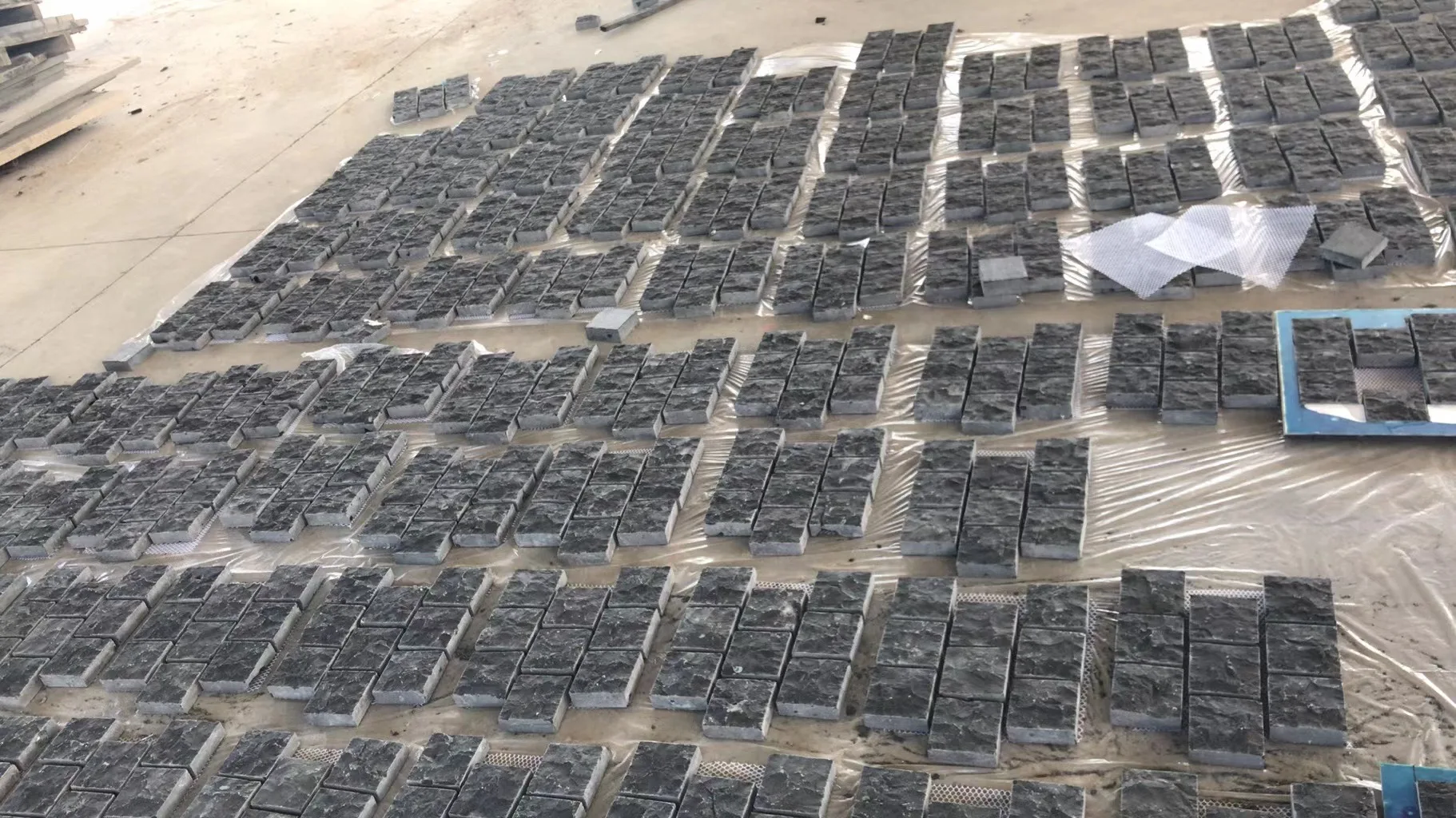 granite cube.outdoor driveway black basalt cobblestone, paving stone, paver