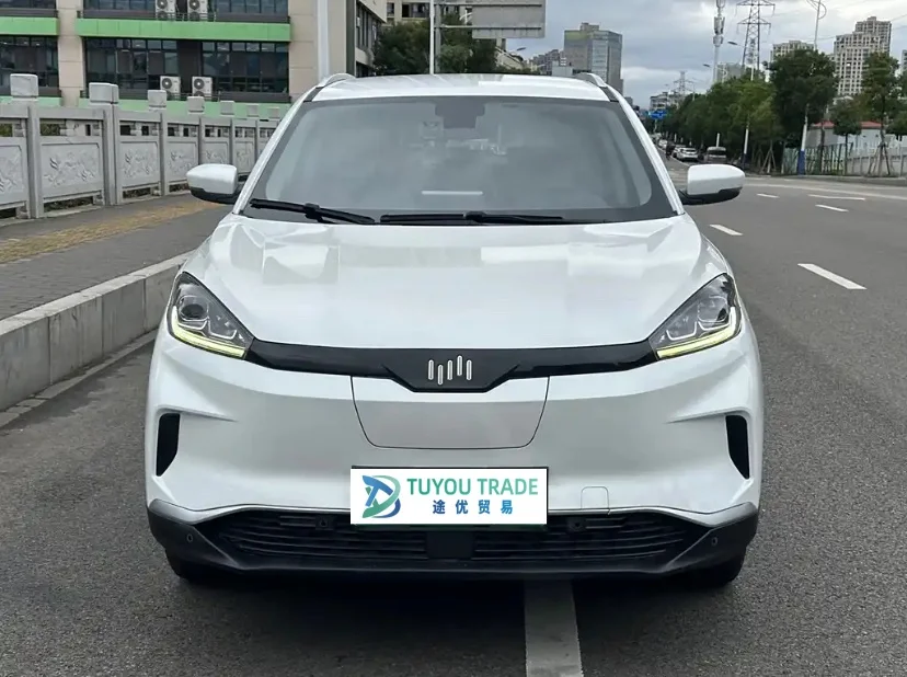 Подержанные автомобили Weima ex5 новые энергетические дешевые подержанные 403 км в Китае
