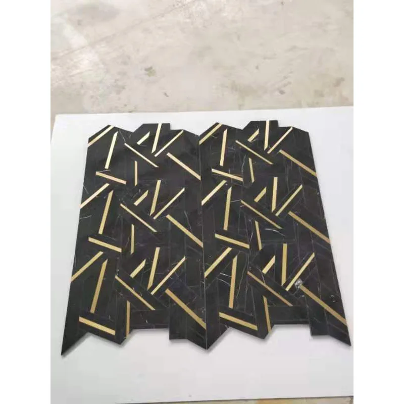 Water Jet Marble Mosaique Surface Floor Tile With Brass Inlay Mosaic Pattern
