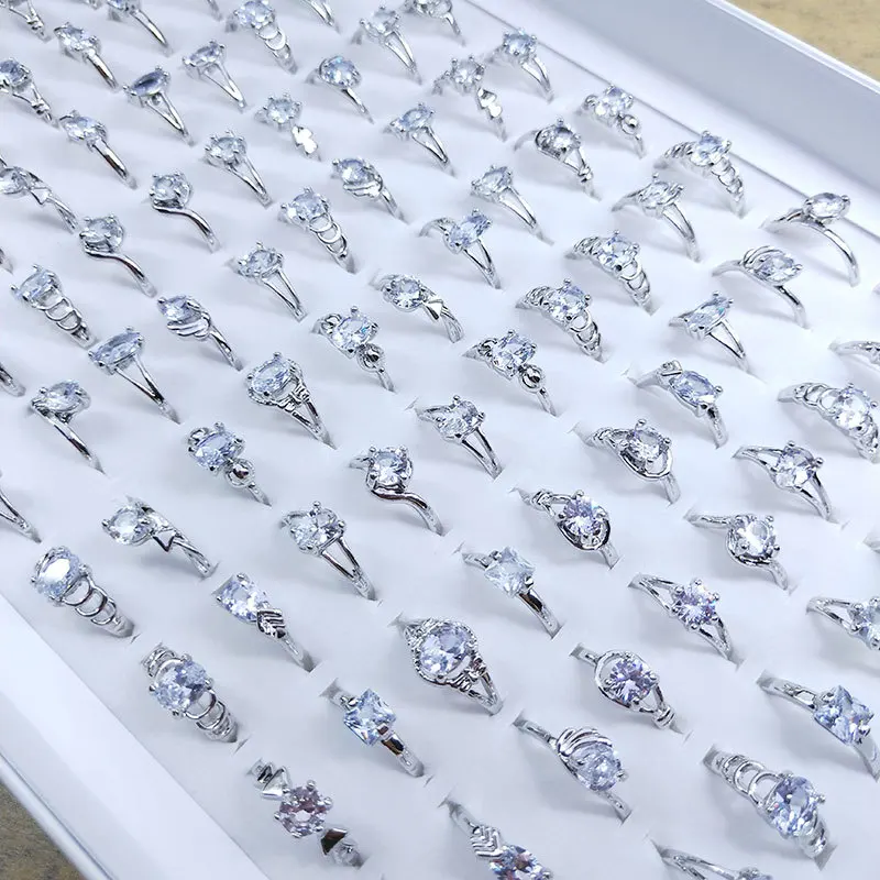 Fashion Zircon Fine Jewelry Women Claw Set Diamond Crystal Rings Rhinestone Finger Rings Engagement Rings