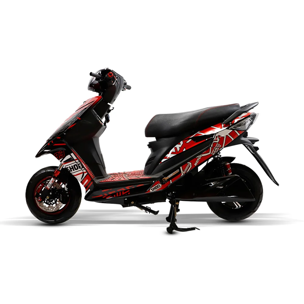 China Hot Sale Customizable 1800w Sports Self-balancing Adult Electric Scooters For Long Distance