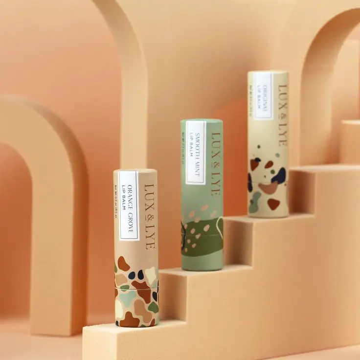 Wholesale China 0.3oz 0.5oz Packaging Cardboard Push Up Lip balm Lip Stick Deodorant Kraft Paper Tube