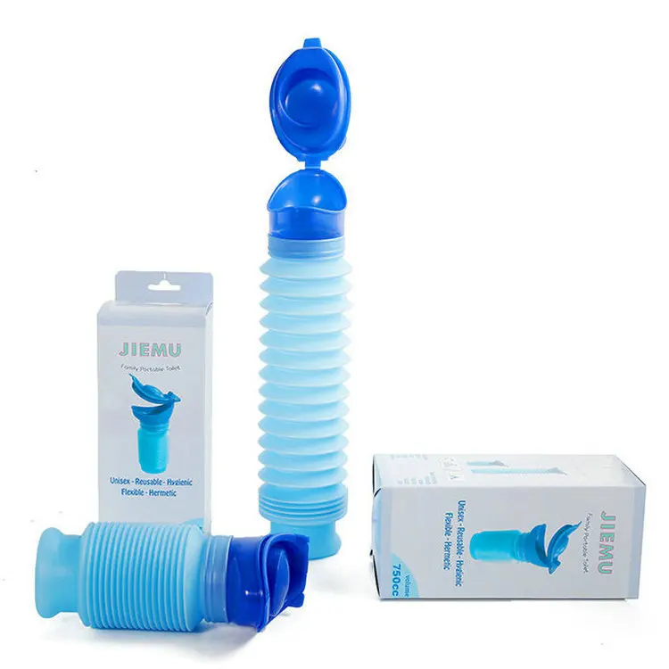 2021 wholesale outdoor Children/adult urinal 750ml animal pattern urinal portable with high capacity