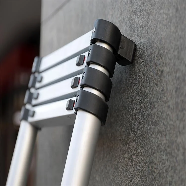 3.8M TELESCOPIC LADDER3.8M TELESCOPIC LADDER