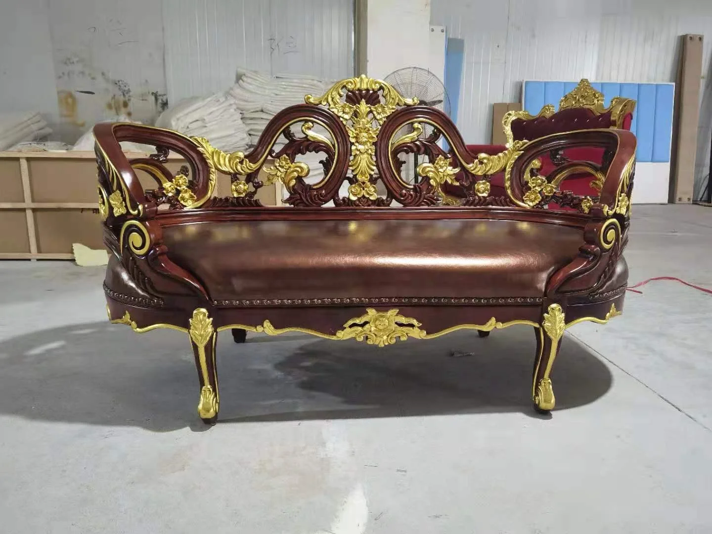 Античная Европейская королевская роскошная деревянная скамейка из красного дерева для гостиной на заказ Полная мебель виллы Классическая кожаная