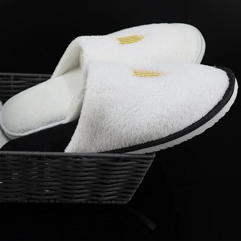 Роскошные Плюшевые принадлежности для отеля новейшего дизайна тапочки спа коралловые