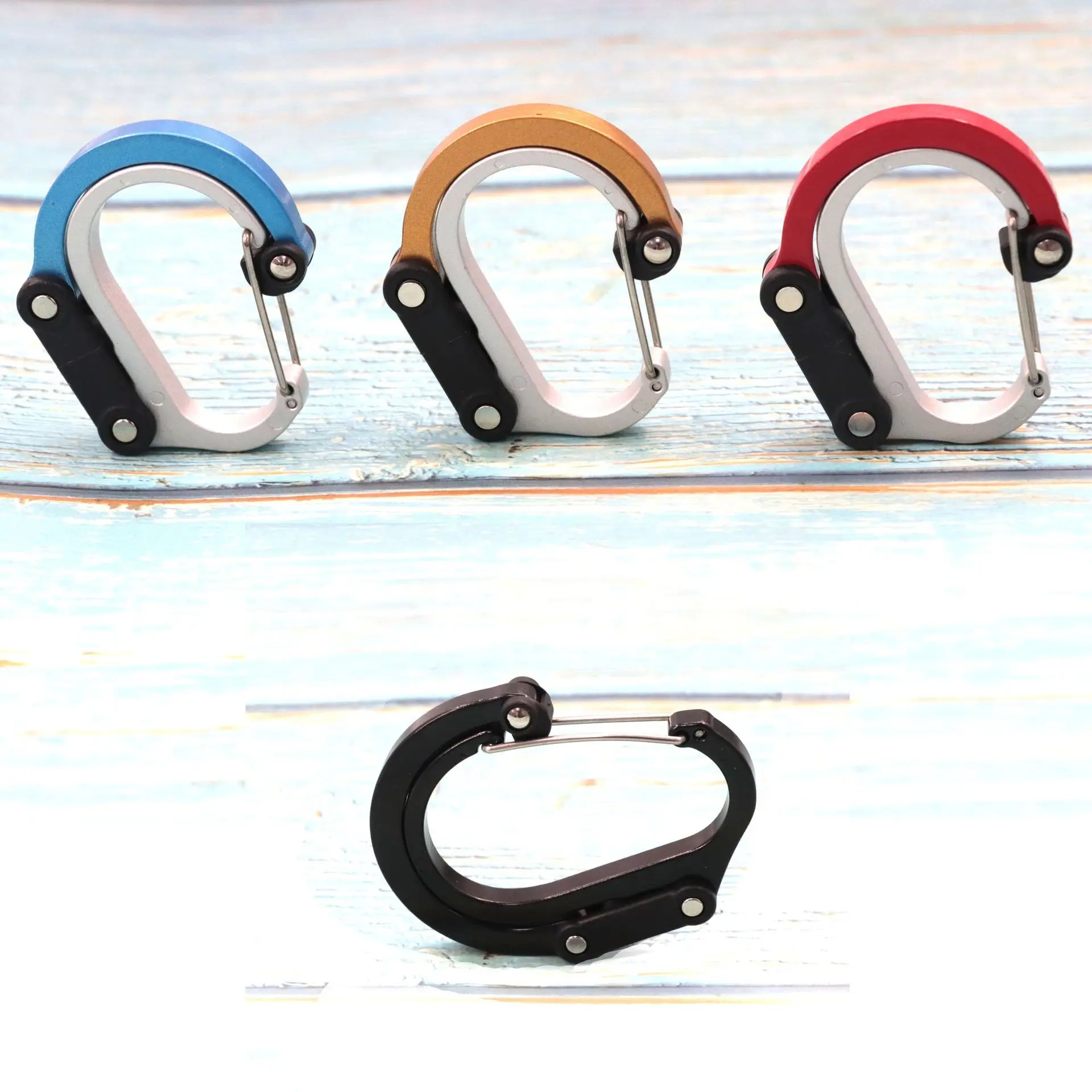 Outdoor tactical supplies Mountaineering buckle Premium aluminum alloy D type quick-hanging buckle with lock key tool equipment