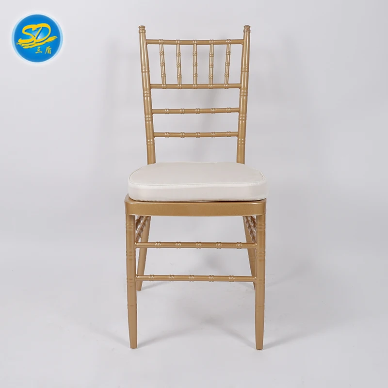 Коммерческий золотой стул chiavari
