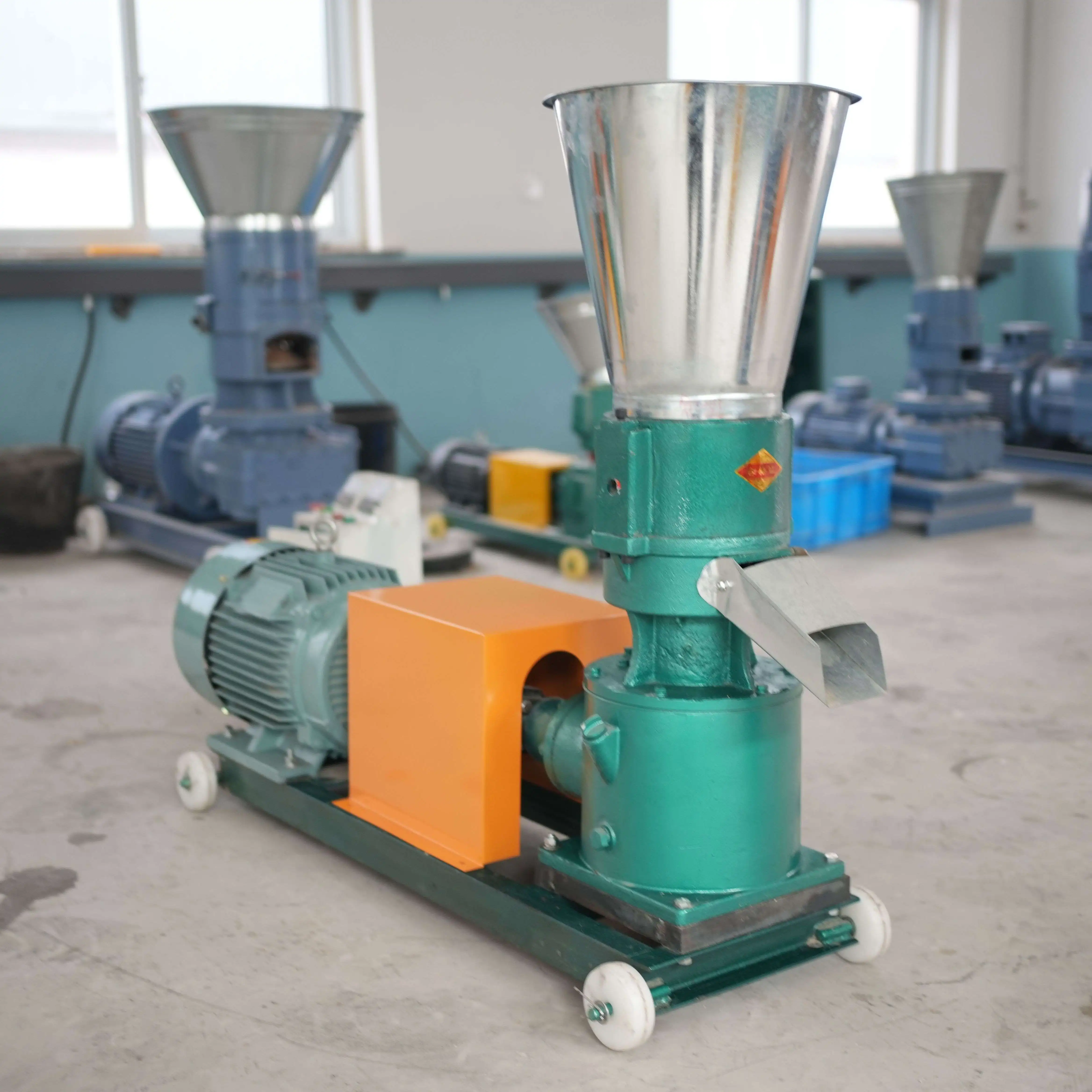 Home use mobile hammer mill Multiple models small hammer mill for sale for corn cob hammer mill grinding machine