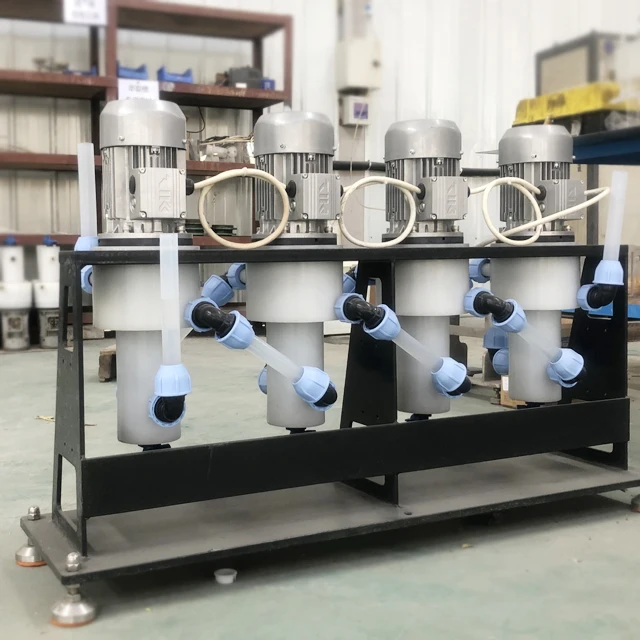 Solvent extraction method: method for recovering metals from ore laboratory centrifugal extractor