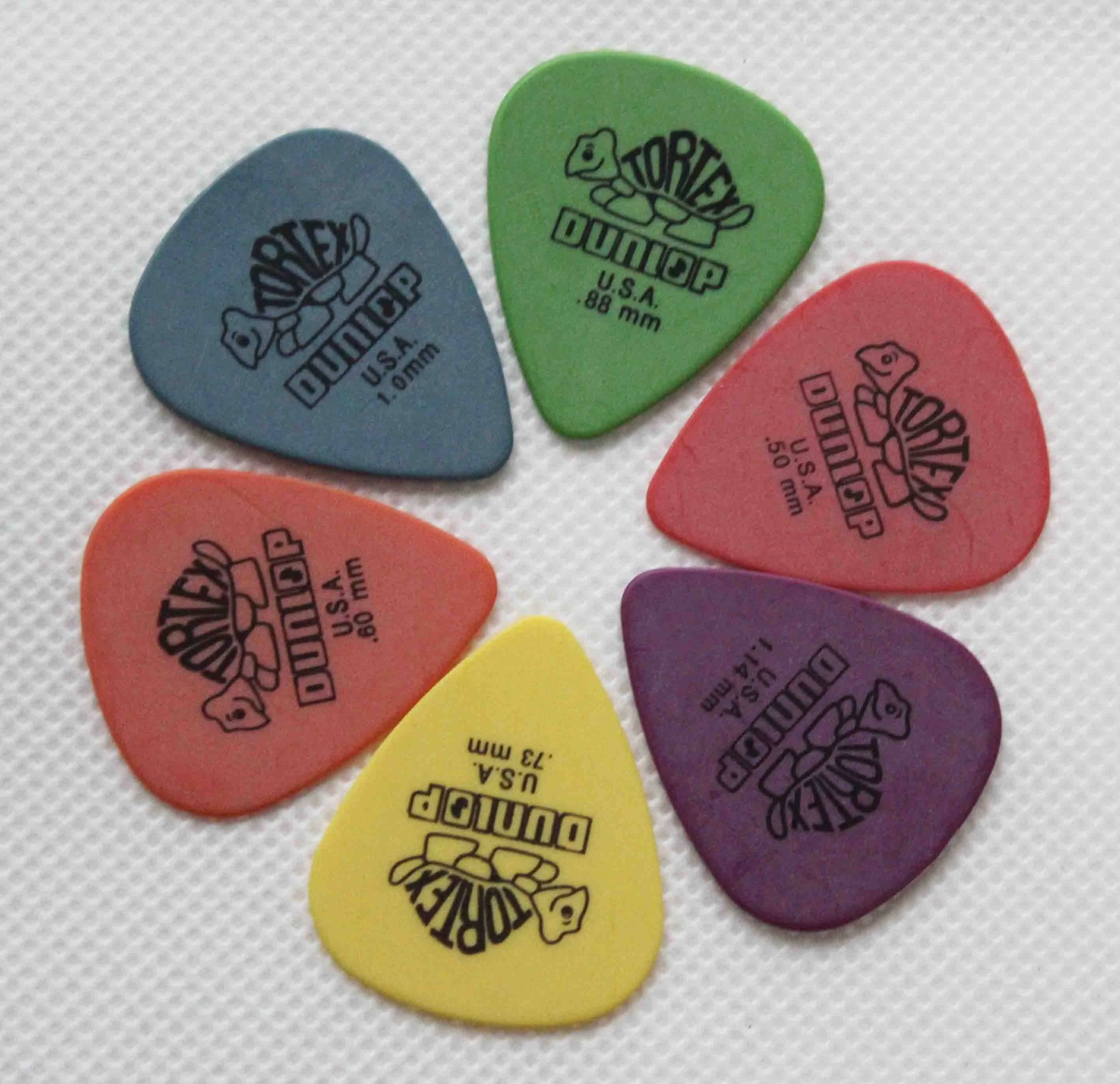 Derlin material guitar picks,custom design guitar picks