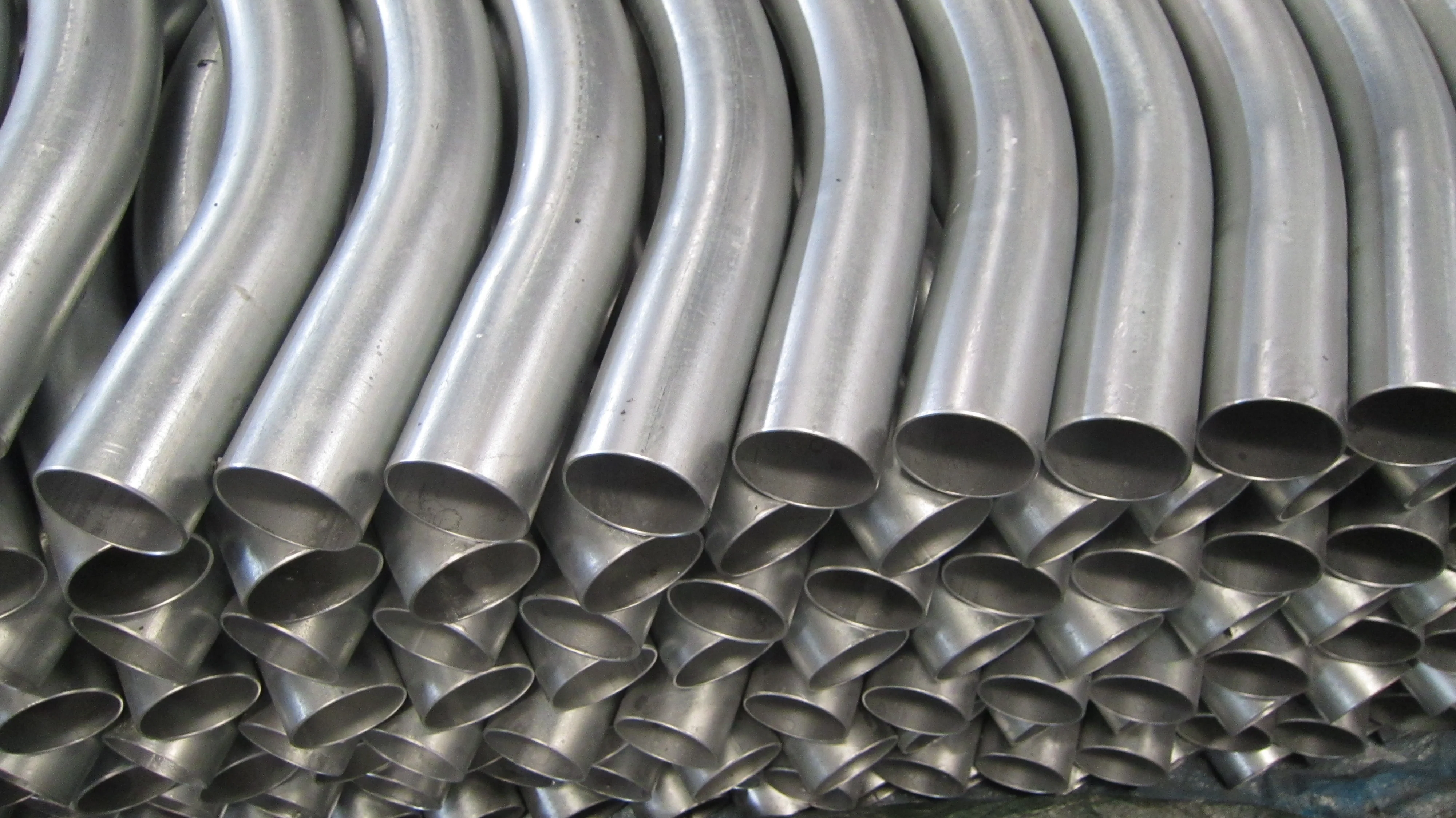 hot dip galvanized emt pipe bend