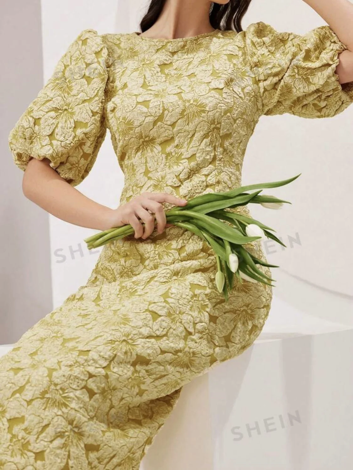 Woven 100%Polyester Dimensional Elastic Jacquard Textile Fabric For Making Women Puff Sleeve Round Neck Dress Garment Clothings