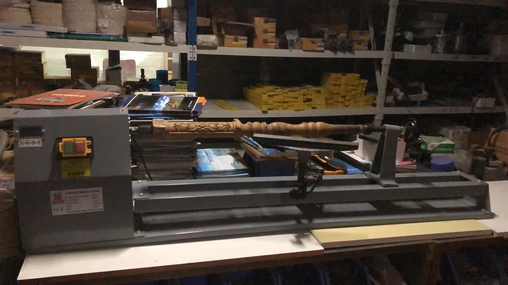 MC613B horizontal manual woodworking profiling lathe machine