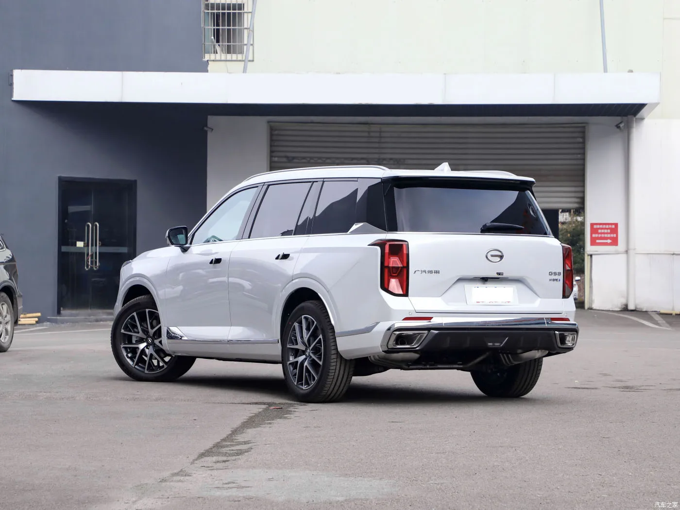 2023 недорогой бензиновый автомобиль среднего размера 2 0 t Trumpchi Gs8 новые бензиновые автомобили для самых продаваемых