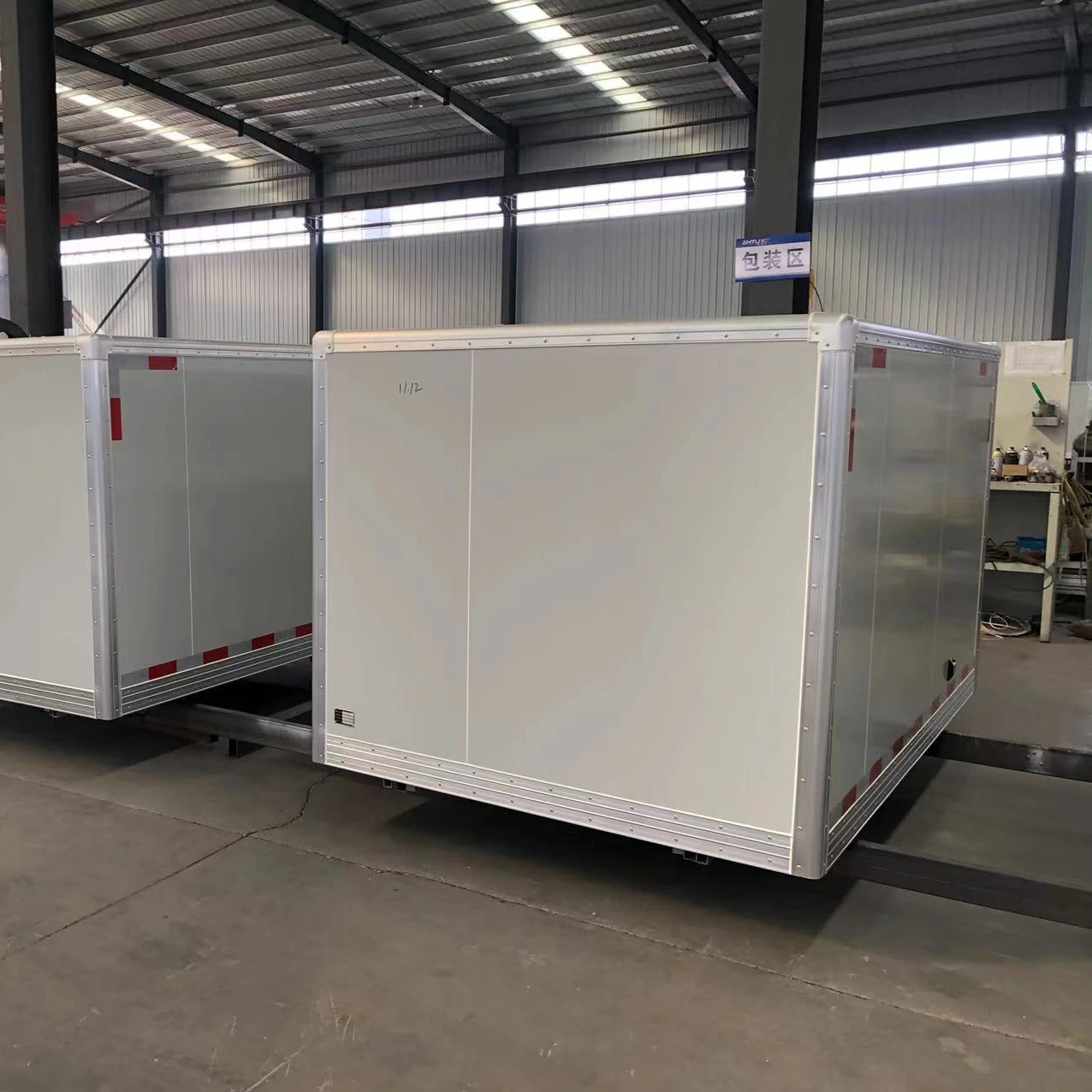 Good Price Refrigerated Truck Accessories Cargo Parts Truck Box Pop Dry Truck Body