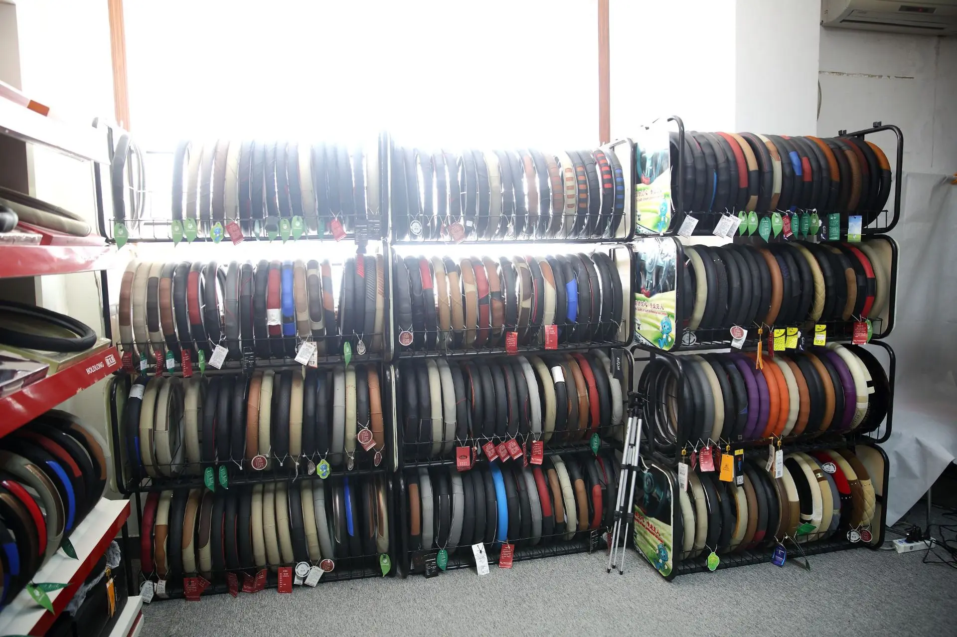 Superior Quality Luxury Genuine Leather Car Steering Wheel Cover Leather Universal