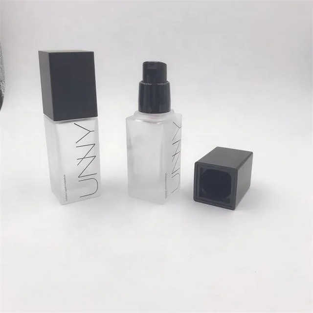 
Big capacity OEM Luxury cosmetics packaging airless pump square glass lotion bottle 