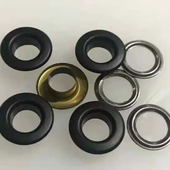 Количество медных плоских однослойных куриных глаз 15 мм (gas eye 600)