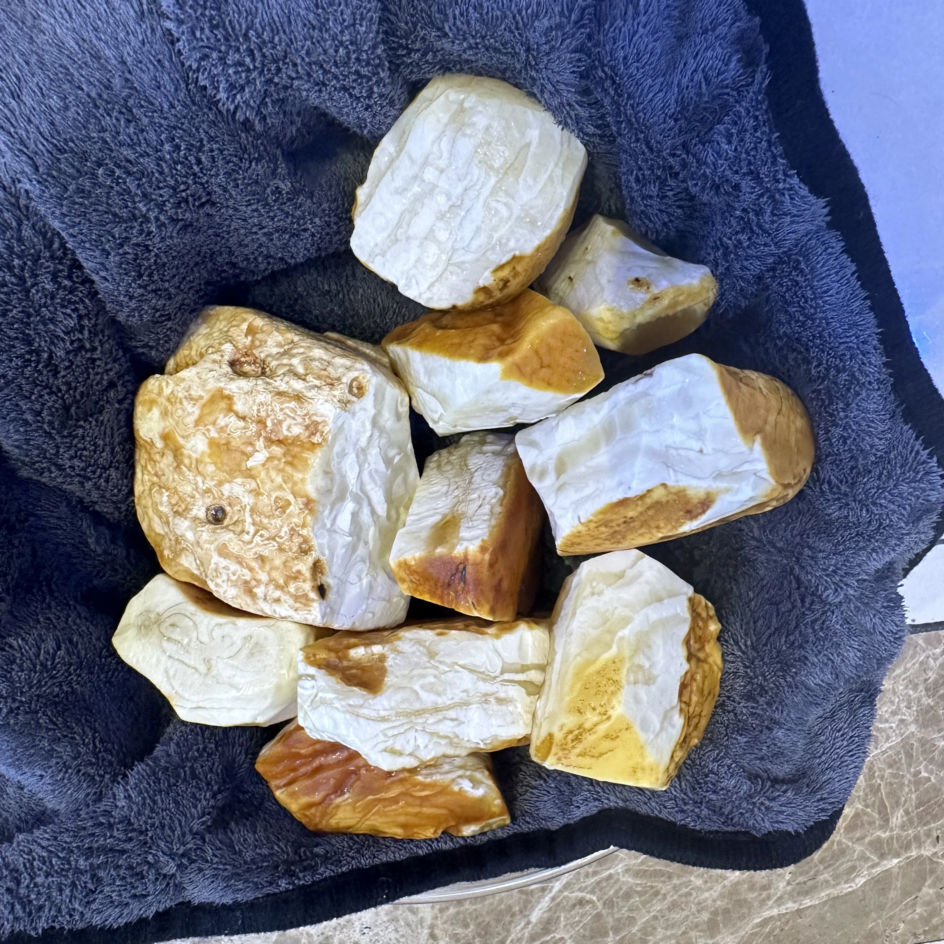 amber raw stone, tiger-white,100% natural Baltic amber, high quality amber stone