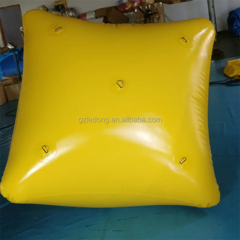 Yellow Color 1.5m square PVC Inflatable Floating Buoy Marine Buoy and Float Buoys for Water Game