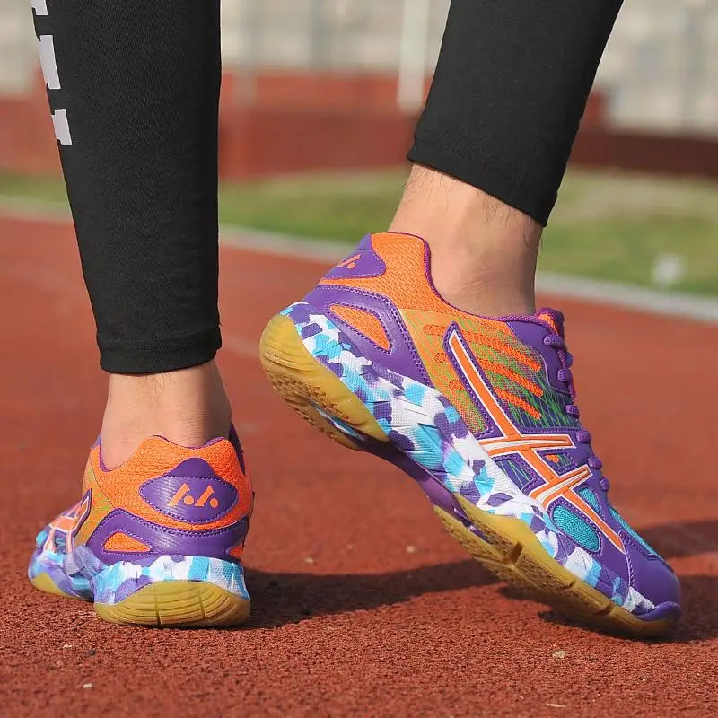 2020 Women Sneakers Men Badminton Shoes Light Bla Breathable Female Athletics Sports Outdoor