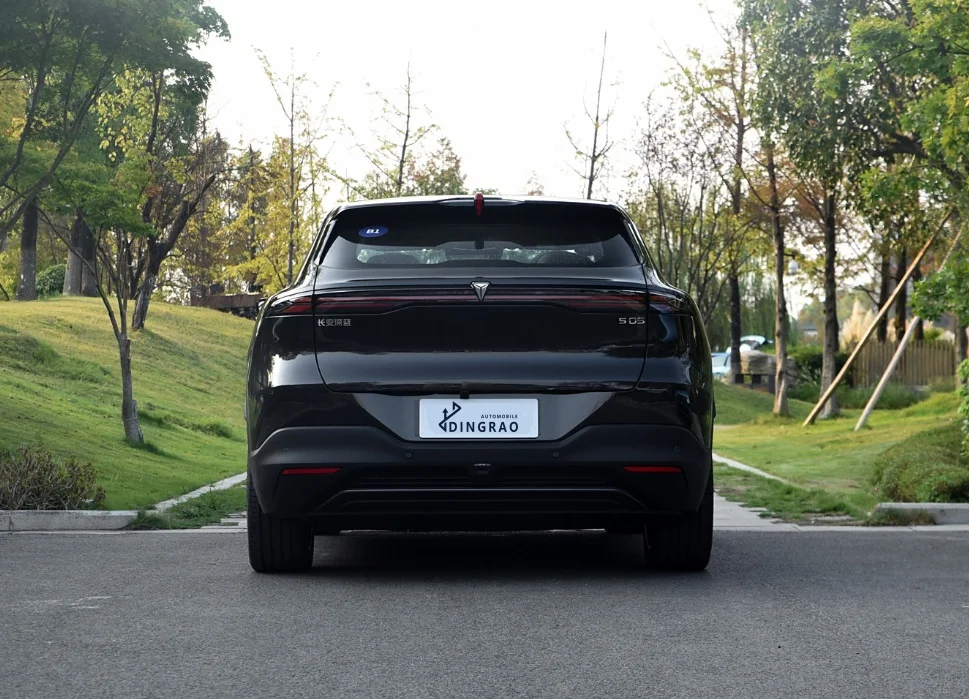 Высокое качество низкая цена конкурентоспособный автомобиль Chang AV EV внедорожник 510 КМ новая энергия Deepal S05 новый