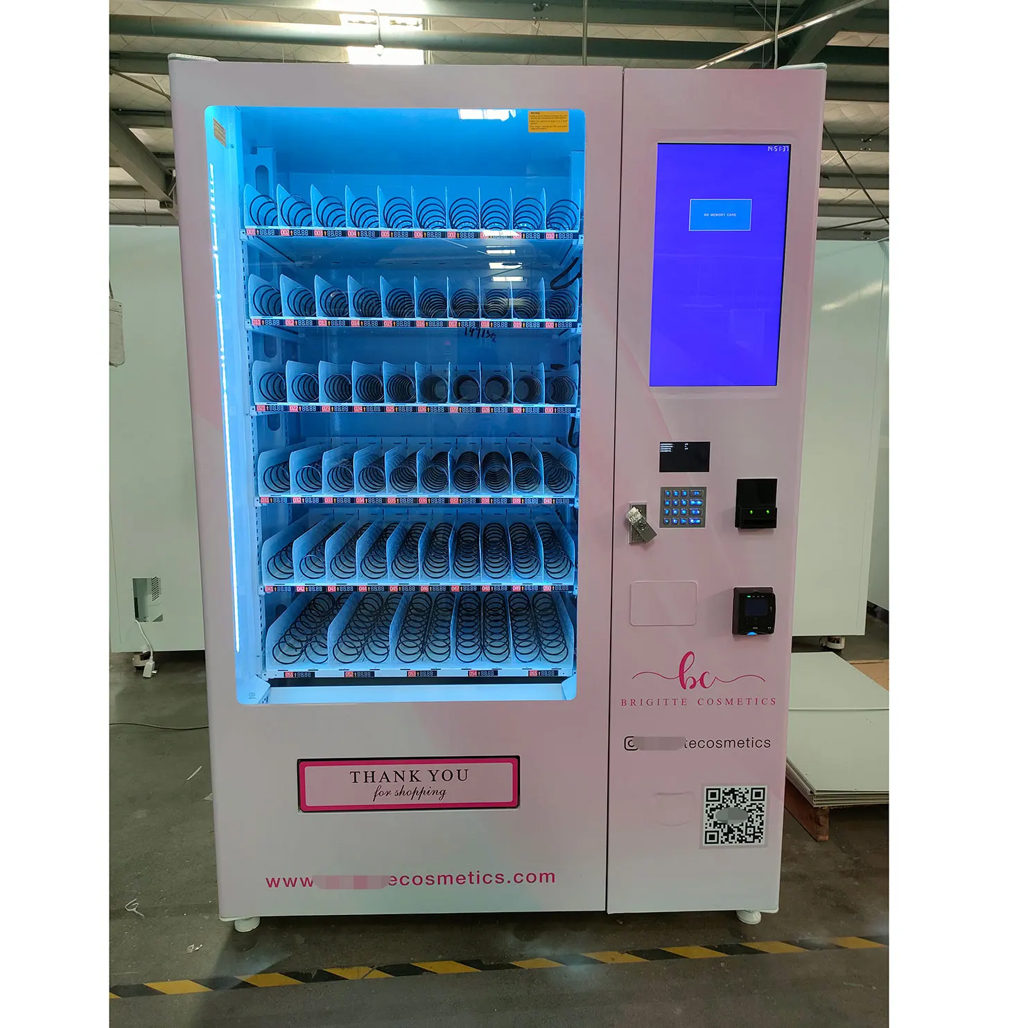Most Popular Vending Machine for Stationery Put in School Accept Cash