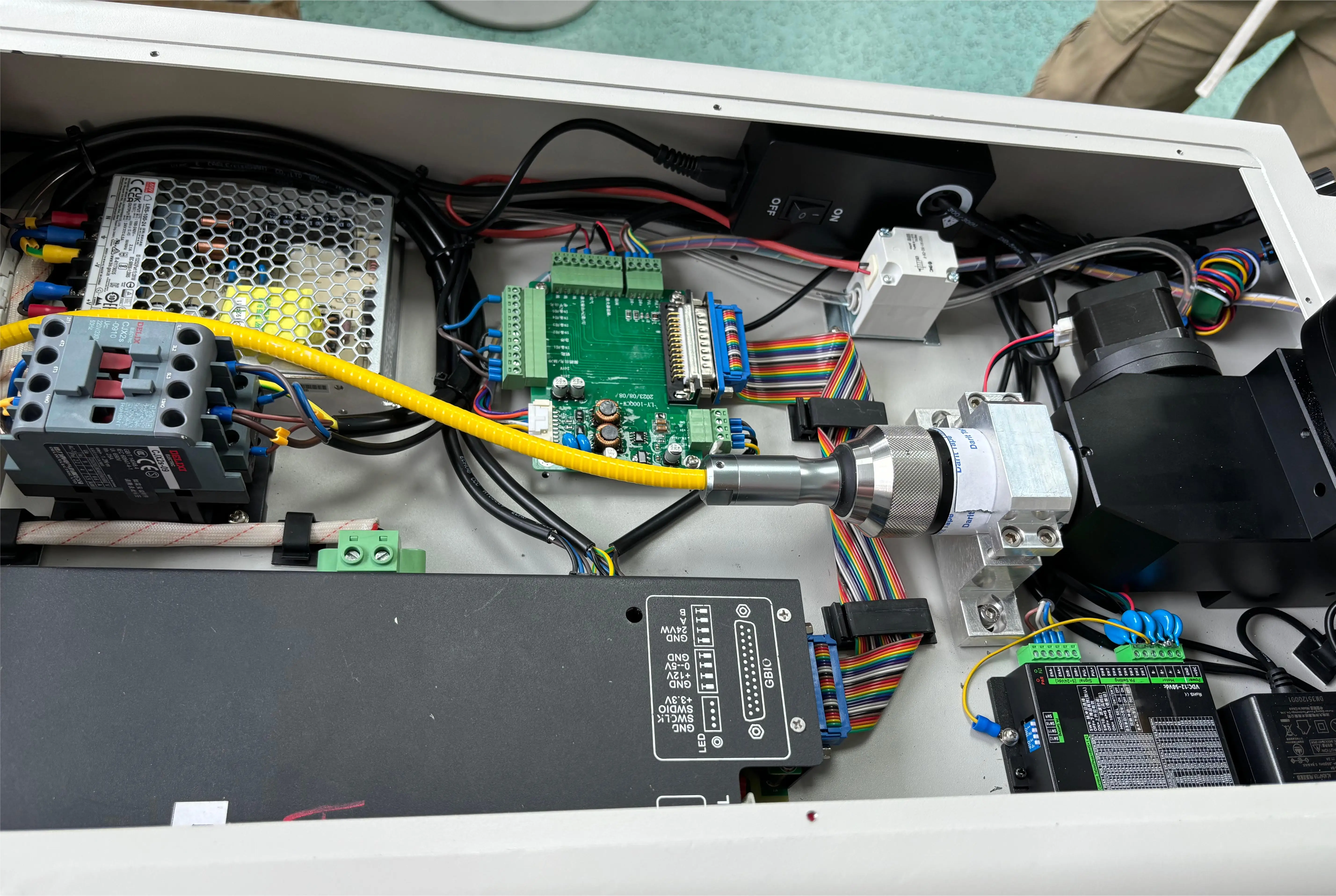 Factory supply 60w /100w Portable Galvo laser soldering machine jewelry repair machine factory direct supply