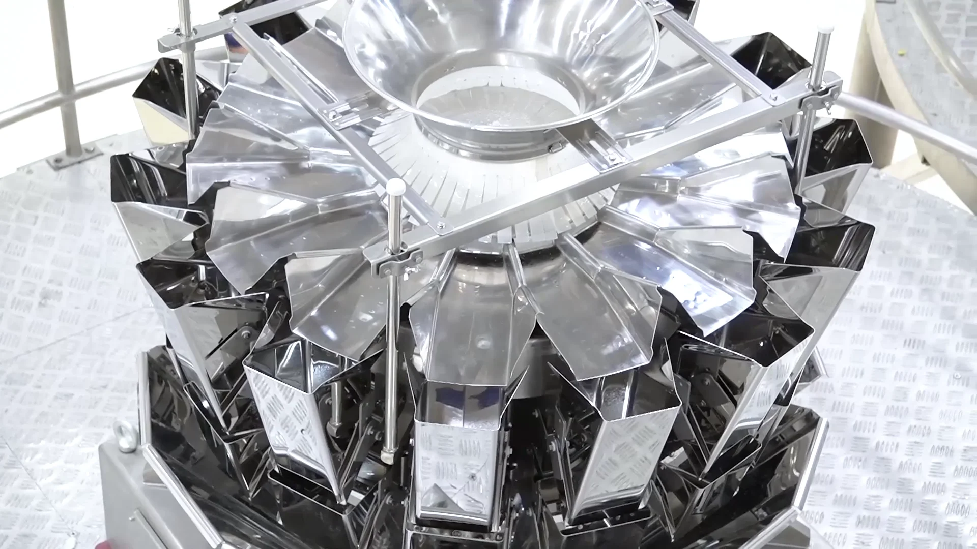 Packing machine for 10 heads 2.5L hopper multihead weigher machine