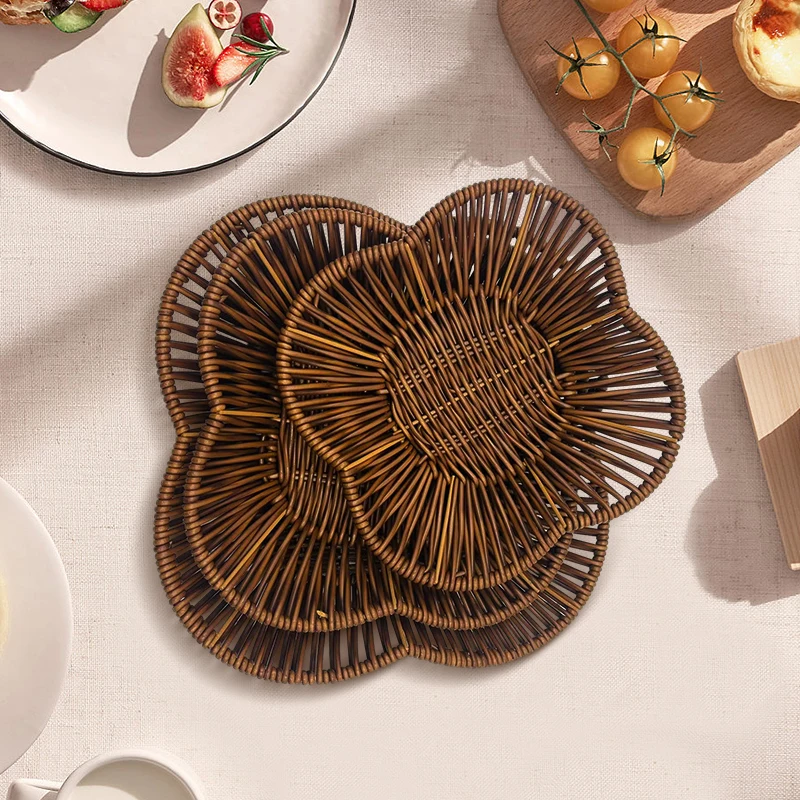 Wholesale Multi functional PP Material wicker Baskets Household Woven rattan Storage Baskets with four-petal flowers