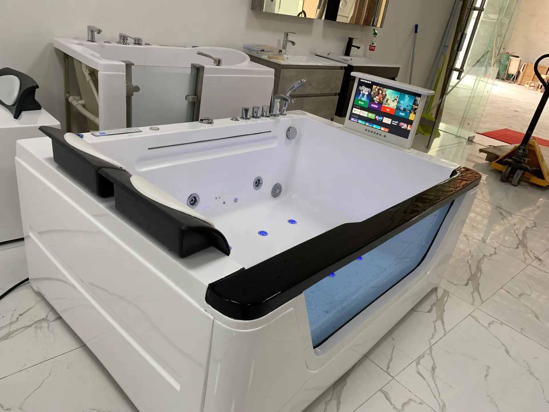 2 person whirlpool bathtub with TV  massage spa tub acrylic bathtub with waterfall