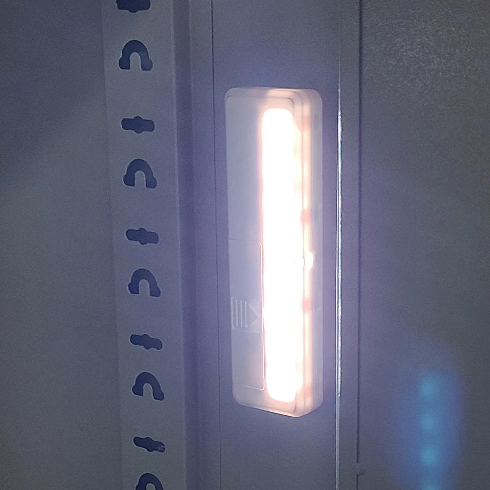 6 Led Closet Light Rechargeable Cabinet Lights LED Mini Portable Light for Wardrobe Counter Closet Bedside Table Drawer