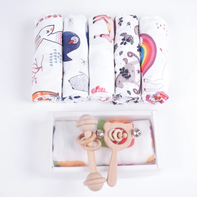 Hot sale new 100% organic cotton muslin blanket infant swaddle receiving custom baby blankets