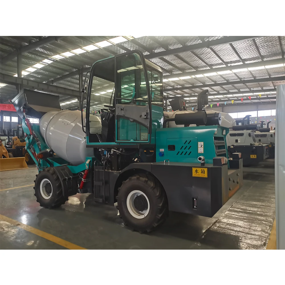 Mobile Small Self Loading Concrete Mixer 1.5m3 Capacity Mixer Truck