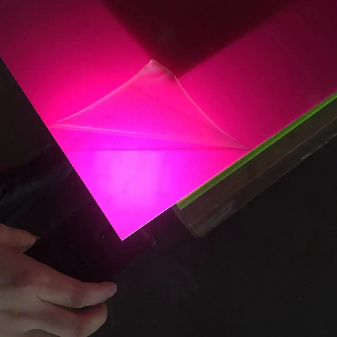 Cast Semi-Transparent Plexiglass Sheet