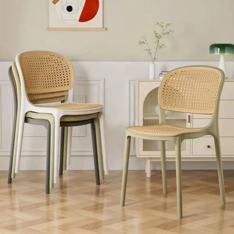 Wholesale high-end stackable dining table chairs, durable outdoor dining chairs, hotel coffee chairs, PP restaurant chairs