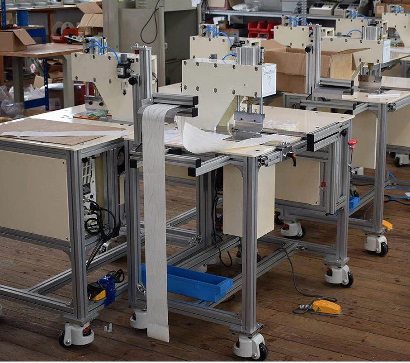 
Manual cut down machine for fabric vertical blinds vanes 