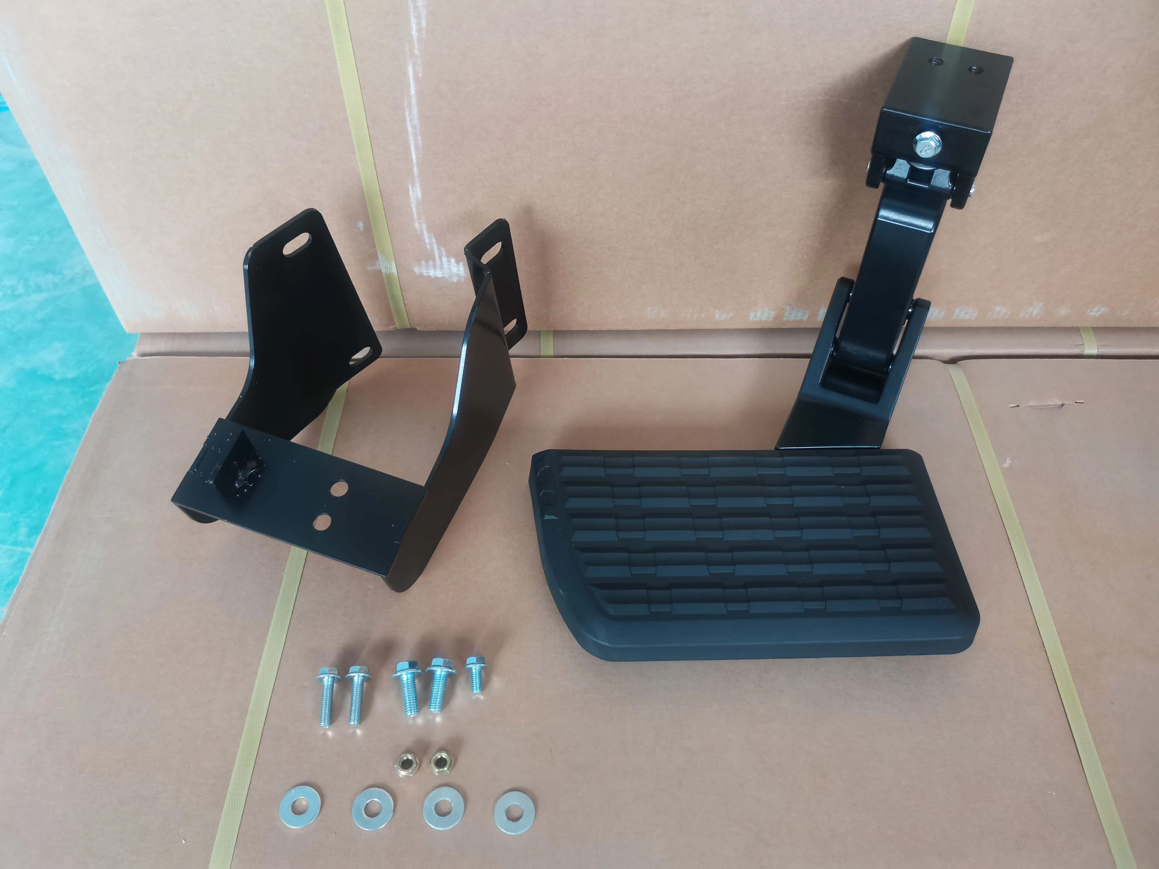 Universal tailgate step 4x4 rear pedal step rear bumper step for isuzu