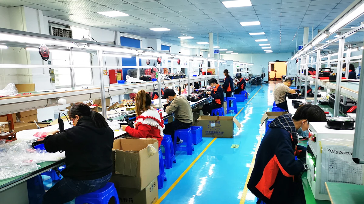 All in One Camping Emergency Power Station 110V/220V 200W Peak 400W Energy Storage Device System