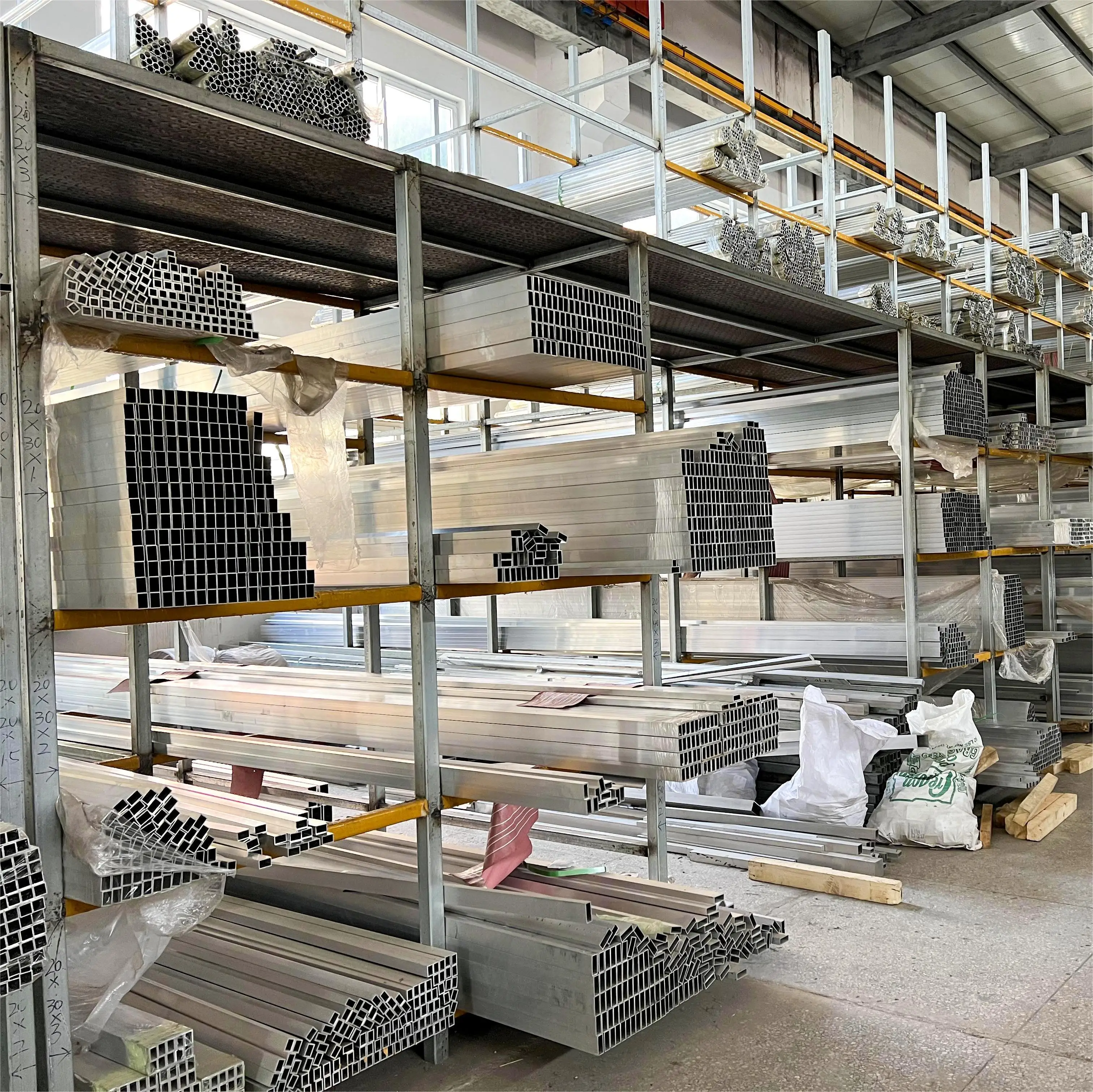 3003 3004 3005 с порошковым покрытием 50x50, Прямоугольная алюминиевая квадратная полая труба 32x32