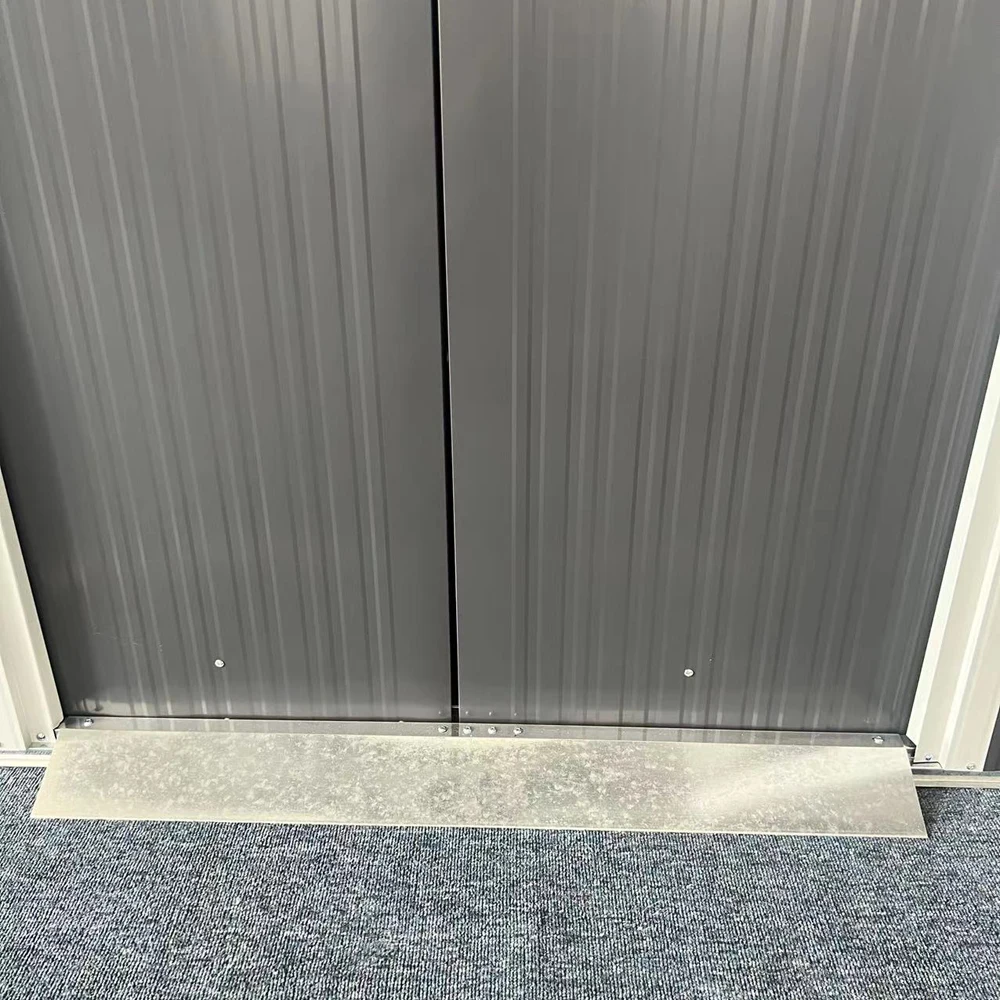 Yinzhou Living outdoor garden tool storage house tool shed garden tool house