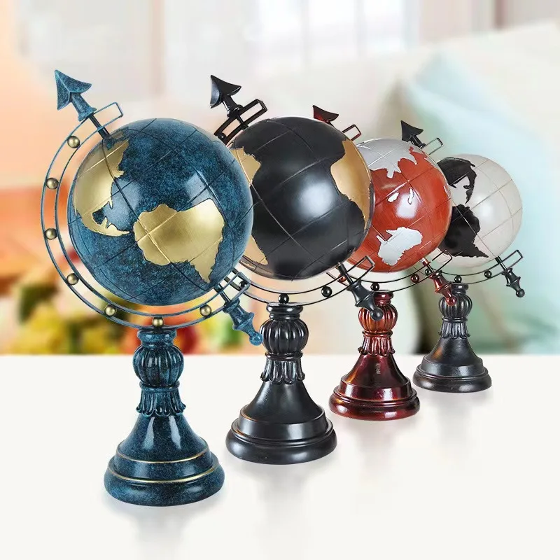 Delicate Luxury Design Vintage resin and metal globe Study Decoration Pieces for Decoration use