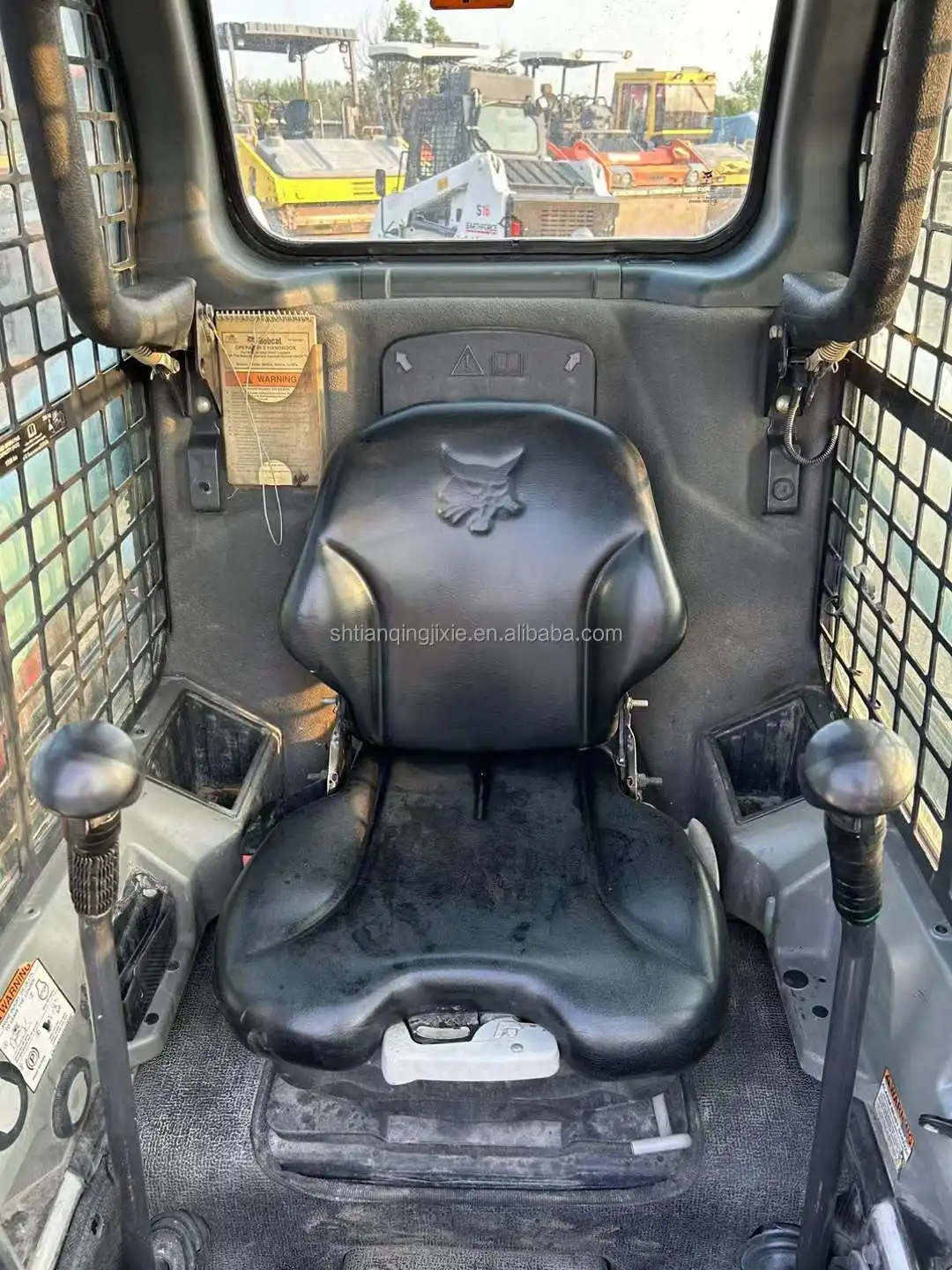used skid steer loader bobcat S550 S70 S130 S300 S450 S16 S18 Cheap Wholesale loaders slip loaders Bobcat good condition